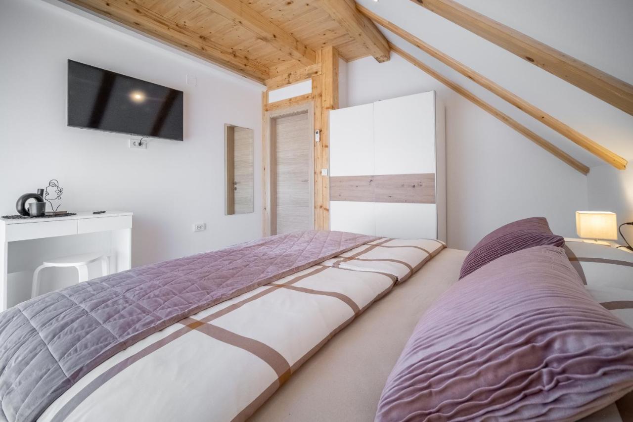 Villa Nesa - Beautiful Guest House At Continental Croatia With Outdoor Swimming Pool, Sauna And 3 Bedrooms Plaški Exteriér fotografie